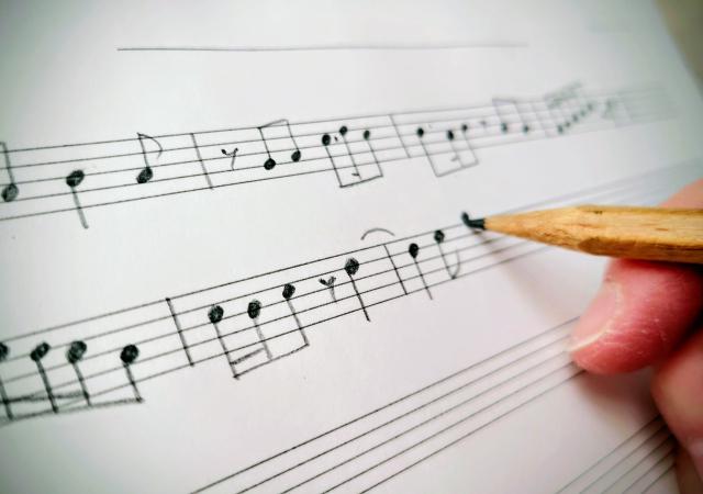 ダンスの16ビートとは？分かるともっとダンスが楽しく・踊りやすくなる理由