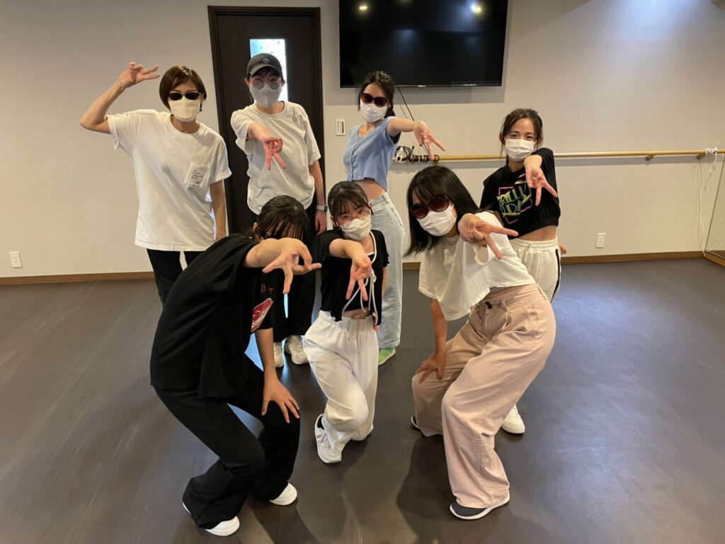 大阪北区のダンススクールで初心者がK-POPを学ぶアットホームな環境